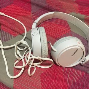 Foldable Sony headphones