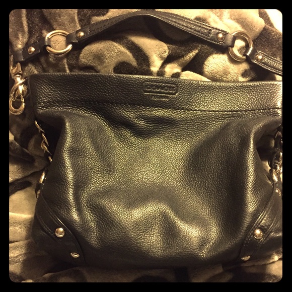 ON HOLD!!! Coach bag black EUC!!!! No flaws!