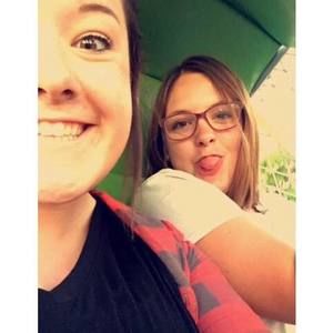 Meet your Posher, Avery