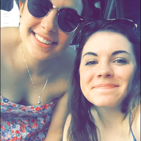 Meet your Posher, Shan