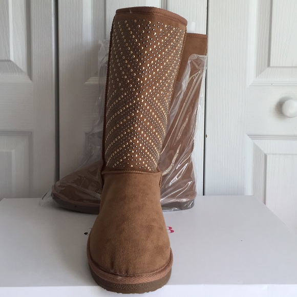 Just Fab boots!