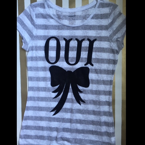 Like new Express French graphic tee! - Picture 2 of 2