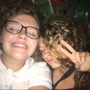 Meet your Posher, Leah