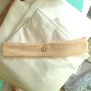 Pale pink gently worn Lululemon headband!