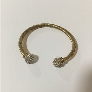 Cute braclet! David Yurman copy-cat
