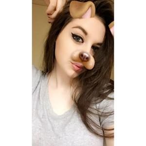 Meet your Posher, Chrishele