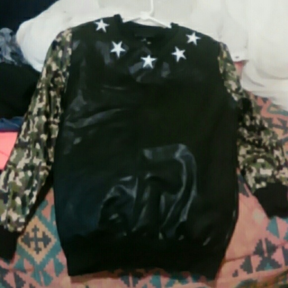 Givenchy sweater
