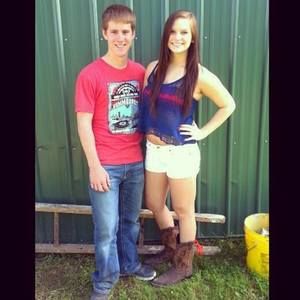 Meet your Posher, Hailey