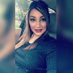 Meet your Posher, Cristina