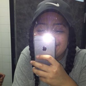 Meet your Posher, Kim