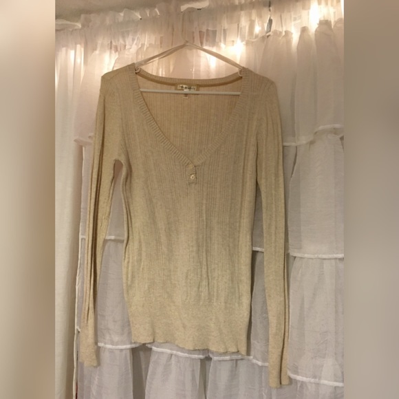 Aeropostale sweater