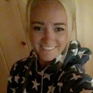 Meet your Posher, Lauren