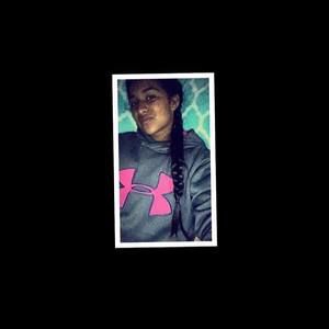 Meet your Posher, Isabella