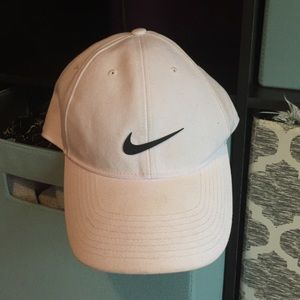 Nike DRI-FIT baseball cap