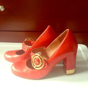 Steve Madden Retro-Style Pumps