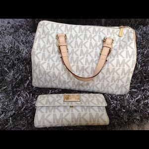 Michael Kors large Grayson logo satchel and wallet