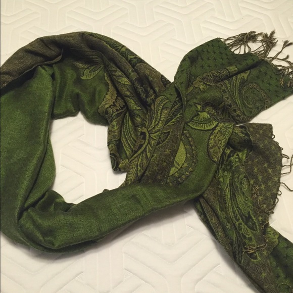 Beautiful Pashmina scarf - Picture 1 of 1