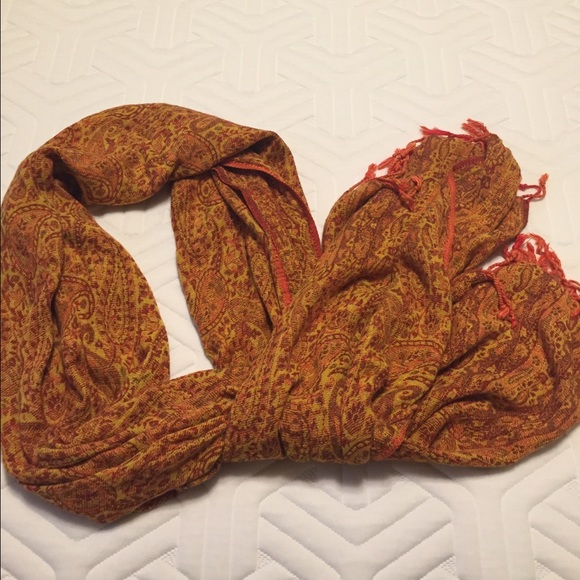Beautiful Pashmina scarf - Picture 1 of 1