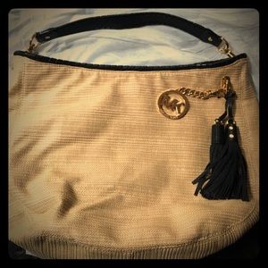 Michael Kors Hobo straw bag with black leather