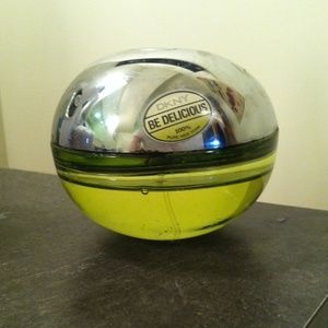 DKNY Be Delicious Perfume
