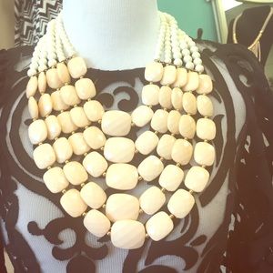 Cream & Peach Chunky Necklace🌸