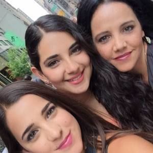 Meet your Posher, Lorena