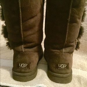 UGG Shoes - Used Tall Brown Bailey-Button Uggs UGG Shoes - Used Tall Brown Bailey-Button Uggs