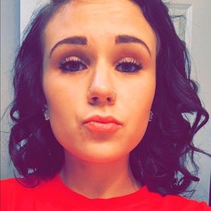 Meet your Posher, Kylee