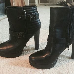 Heel ankle boots