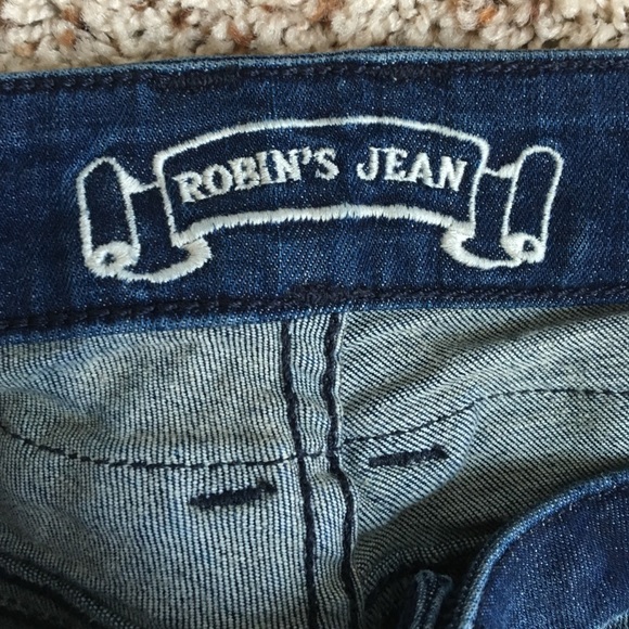Robin's Jeans - Picture 2 of 4