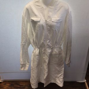 White zipper jacket with adjustable waist