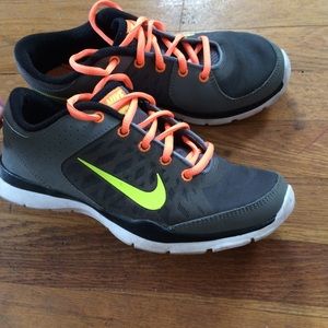 NEW NIKES