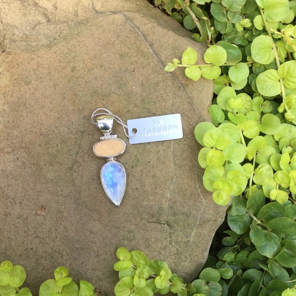 Starborn Creations, pendent.