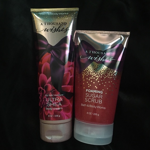 Bath& Body Works body cream & scrub!❤️