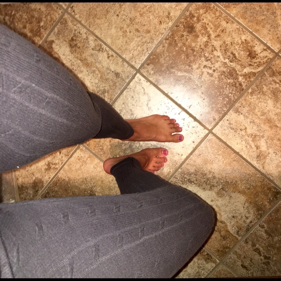 Delia's brand new grey cable knit