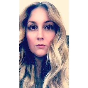 Meet your Posher, Dalia