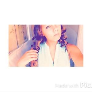 Meet your Posher, Katelynn