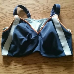 Cake nursing sports bra