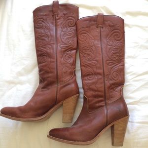SOLD! Frye boots