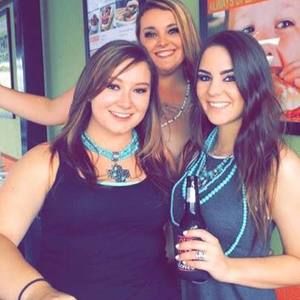 Meet your Posher, Makayla