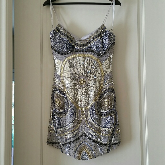 SHERRI hill SEQUINS DRESS -brand new strapless