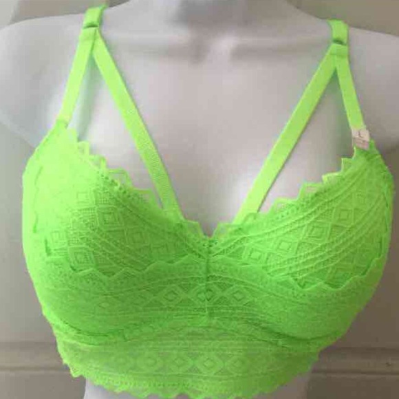 BNWT VS Pink Bralette