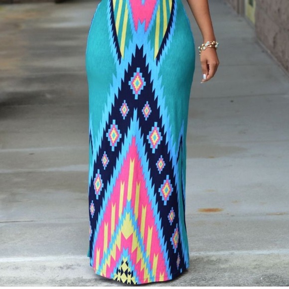 Super Cute Colorful Tribal Print Maxi Dress, NWT - Picture 5 of 5