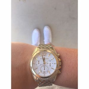 Final Price Drop❗️❗️❗️Michael Kors Oversized Watch