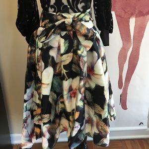 Floral High & Low Bow Skirt🌸