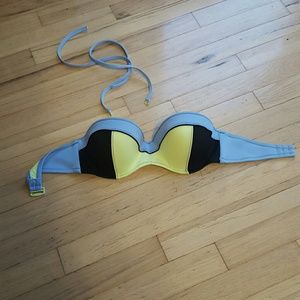 Victorias Secret 32 dd Bikini top