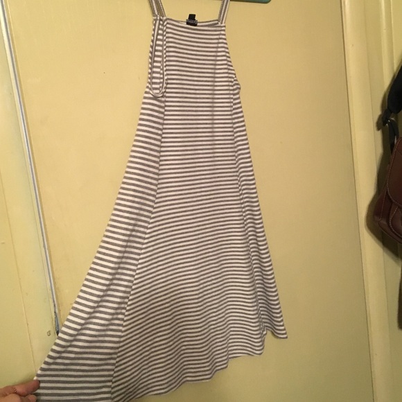 Cute High neck skater dress - Picture 4 of 4