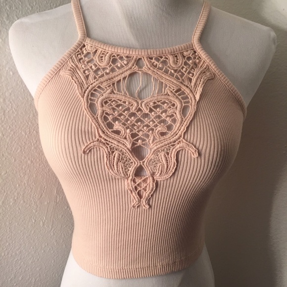 Pink crop top - Picture 2 of 3