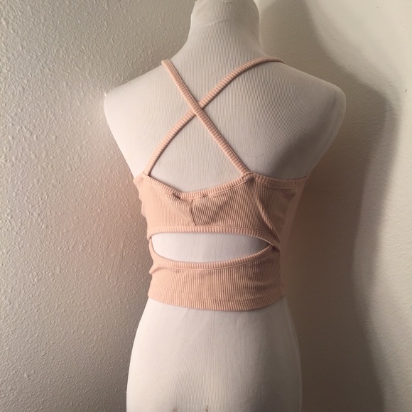 Pink crop top - Picture 3 of 3