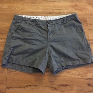 Grey shorts